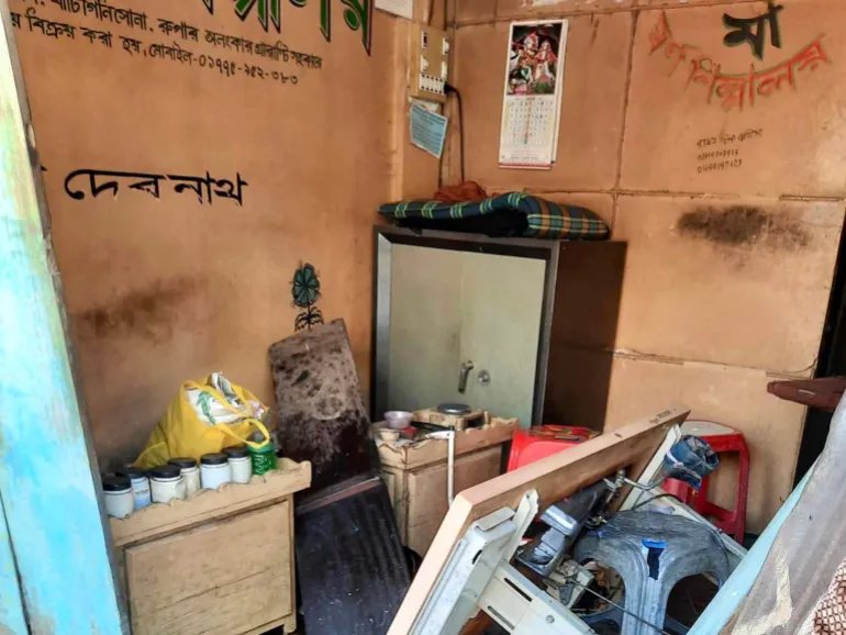 Violence in Bangladesh: Hindus Face Escalating Threats Amid Turmoil 3 A tailor’s shop was vandalised by the mob last week
