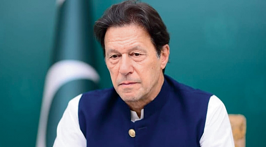 Imran Khan: Complete Biography (Cricket, Charity, Politics & Legacy)